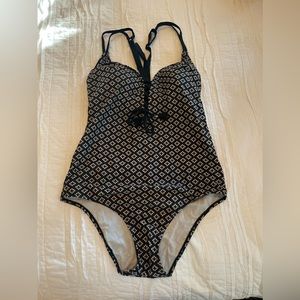 Women’s One Piece Bathing Suit, XL